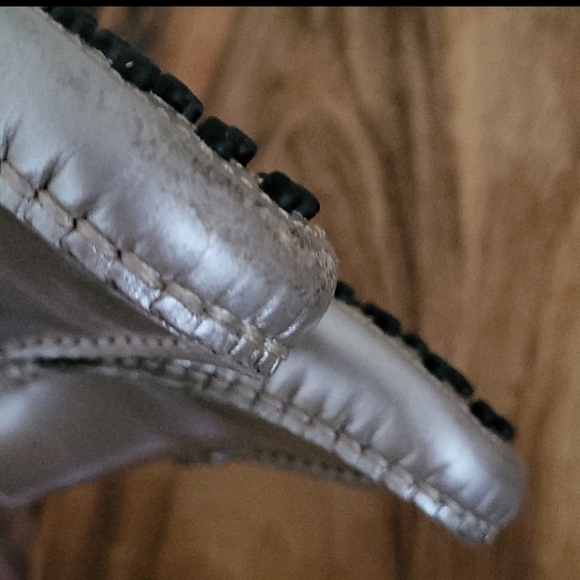 Vintage J.P. Tod's Leather Loafers/Driving Shoes in Metallic Silver - Picture 11 of 13